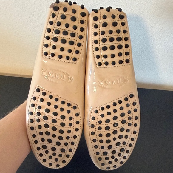 Tod's Pale Pink Patent Leather Slip-On Loafers - Picture 5 of 5